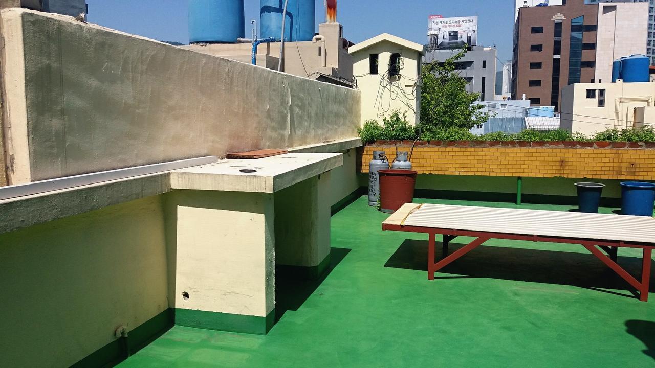 Silk Road Hostel Busan Exterior foto